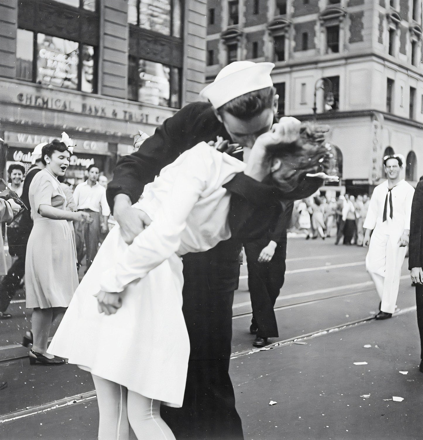 Kissing the War Goodbye - Victor Jorgensen